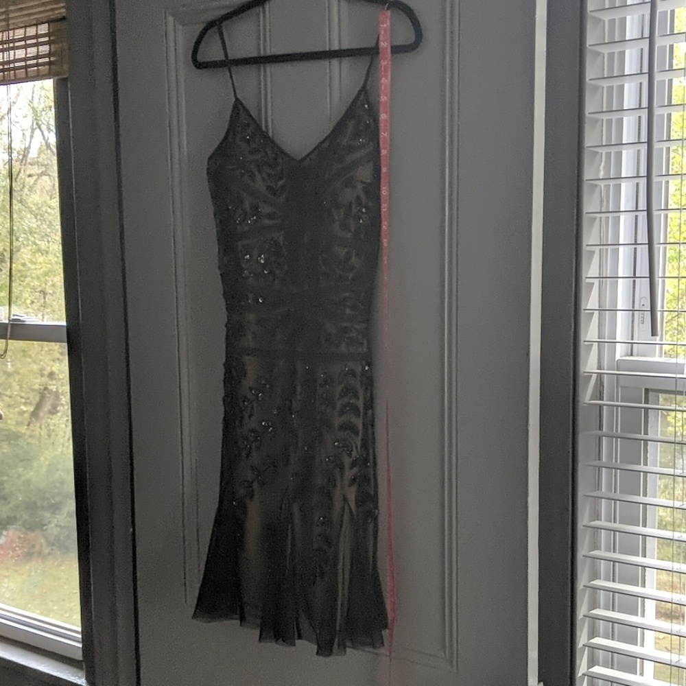 Dress - Picture 6 of 7